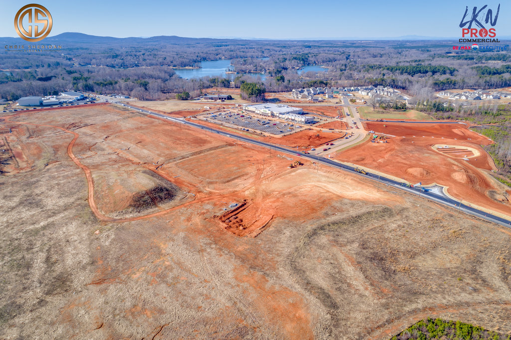 Publix-at-The-Village-at-Sherrills-Ford-North-Carolina