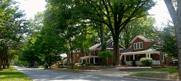 Someone Is Posing As A Mecklenburg Co Tax Collector To Get Into Homes