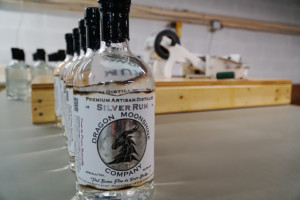 Dragon Moonshine Silver Rum