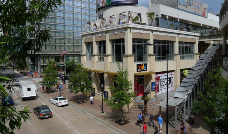 CMPD Officers Launch Massive Jaywalking Crackdown in Uptown Charlotte