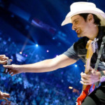 brad-paisley-in-charlotte