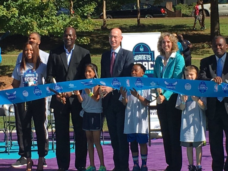 Michael Jordan and Mayor Roberts Just Cut The Ribbon On Charlotte’s First ‘Hornets’ Themed Park