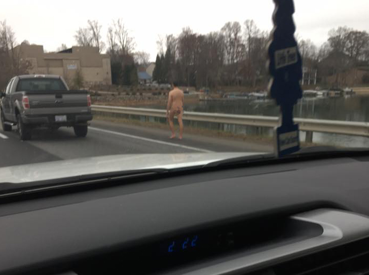 naked-man-on-i77-exit-28