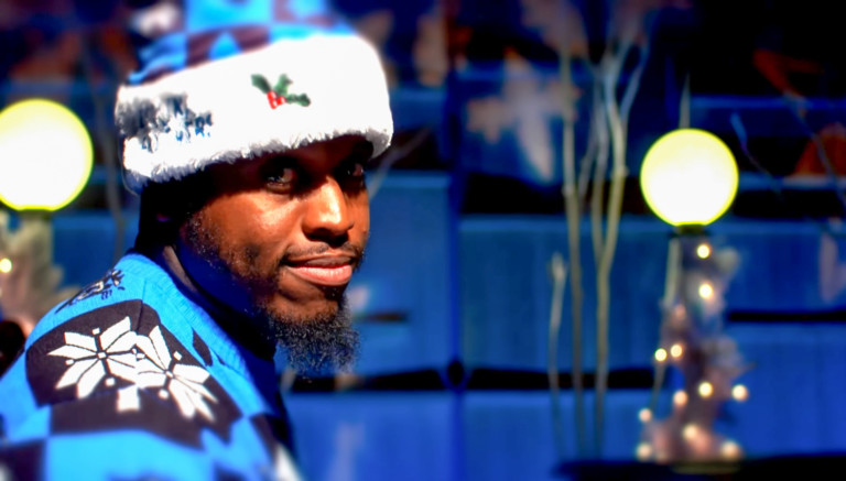 Panthers Just Released Their 2016 Christmas Video w/ Epic Piano Skills From Jonathan Stewart