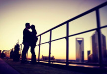 A Guide on How to Date Safely on an Online Dating Site