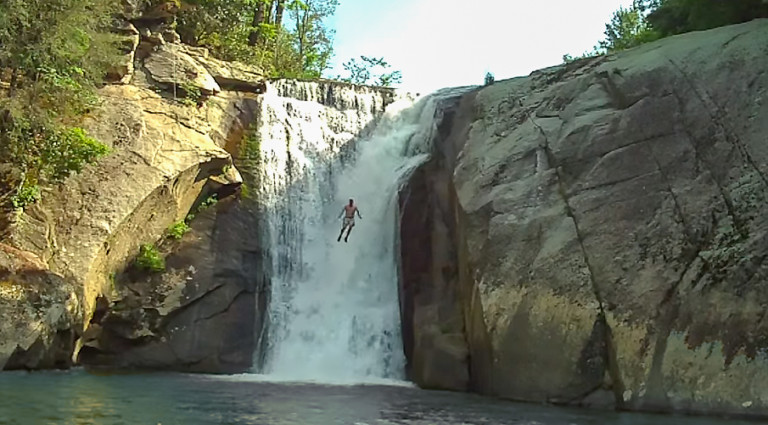 Top 10 Places To Go Cliff Diving In North Carolina