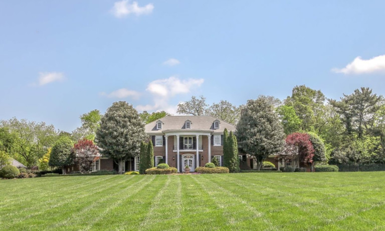 Here Are The Best Ways to Keep Your Roof In Pristine Condition