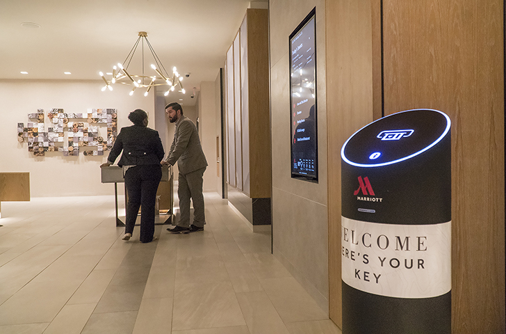 marriott-center-city-guest-lobby-small