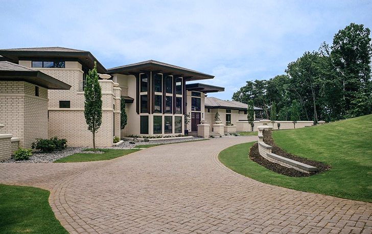 denny-hamlin-lake-norman-mansion1