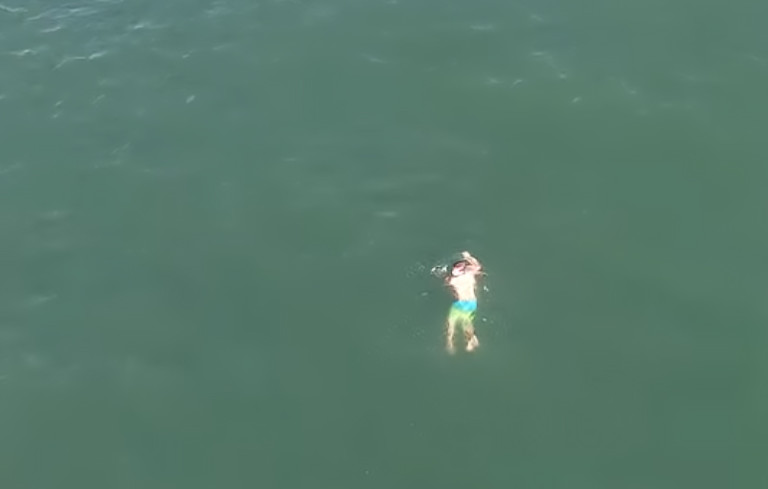 North Carolina Man Jumps Into Ocean To Evade Police – Swims For 3 Hours (Video)