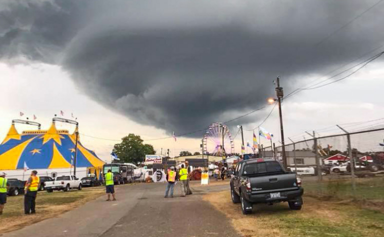 Massive Cold Front Bringing Damaging Winds, Hail, and Possible Micro-bursts To Charlotte Today