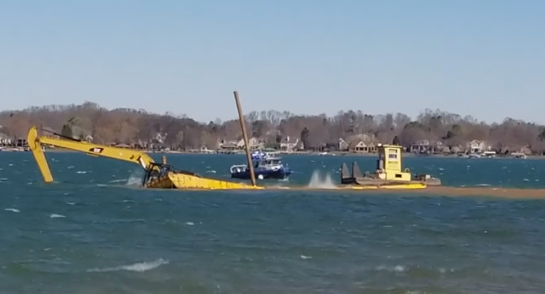 50 MPH Winds and 4′ High Waves Sank Excavator Barge On Lake Norman (Video)