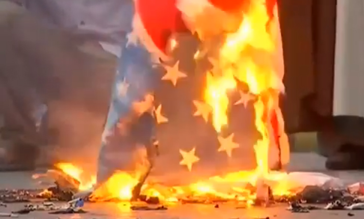 Group Arrested For Burning An American Flag in Uptown Charlotte