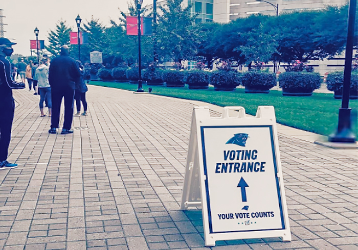 Lines Form Around Charlotte on First Day of Early Voting