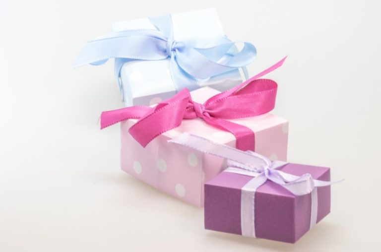 5 Easy Gift Ideas to Send to Someone