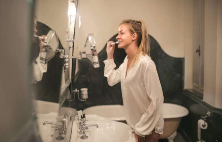 Post-Treatment Care Tips For Bonded Teeth