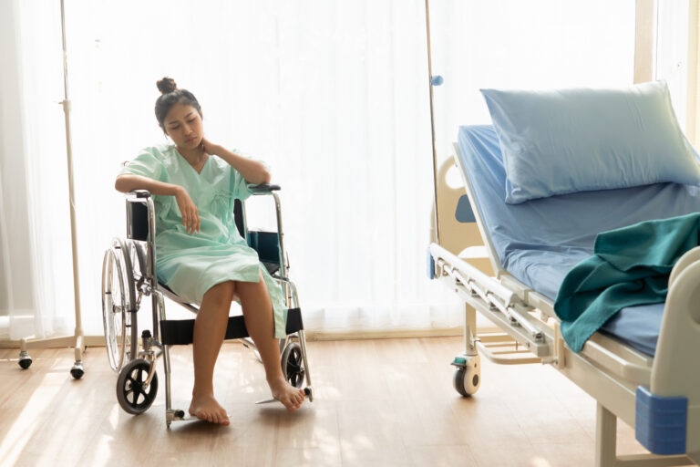 4 Steps To Take If You Suspect Medical Malpractice From Your Health Professional