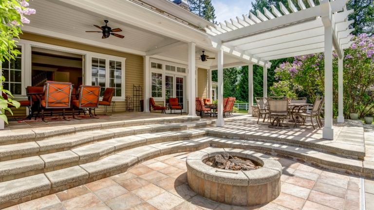 5 Tips for Building the Perfect Deck for Charlotte Summers