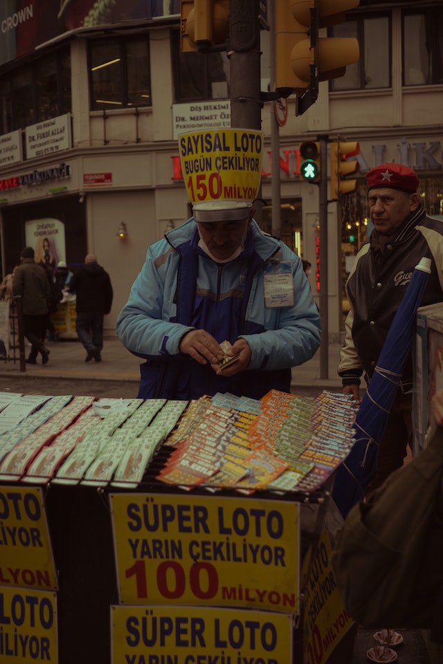 The Psychology of Lottery Players Why We Play and How to Avoid the Pitfalls