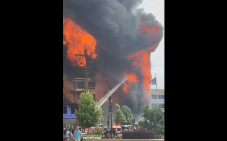 Massive Fire Now Raging Across Several SouthPark Buildings