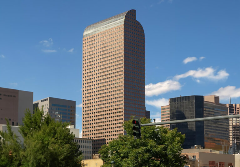 Charlotte's Iconic 'One Wells Fargo' Tower Is About To Be Foreclosed On