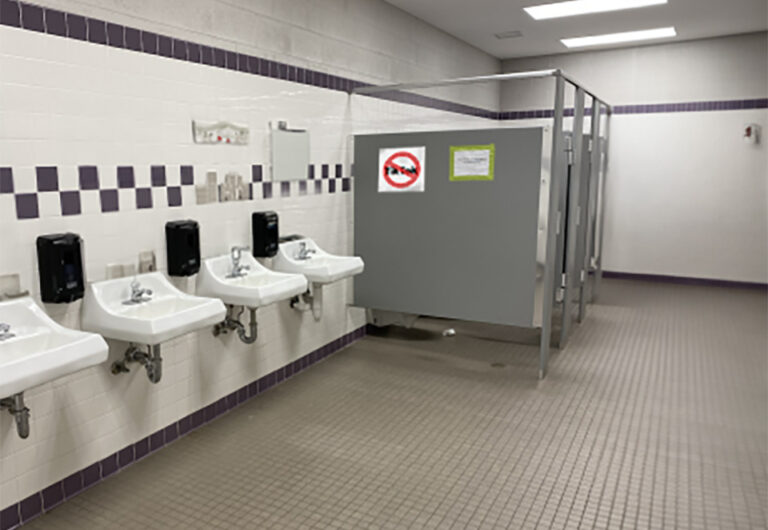 North Carolina School Removes Bathroom Mirrors to Reduce TikTok Video Filming