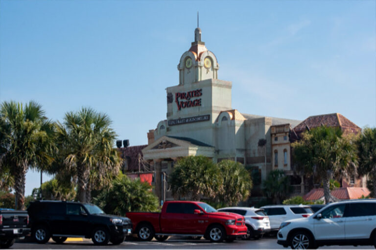 A Couple’s Guide to a Budget-Friendly Weekend at Myrtle Beach