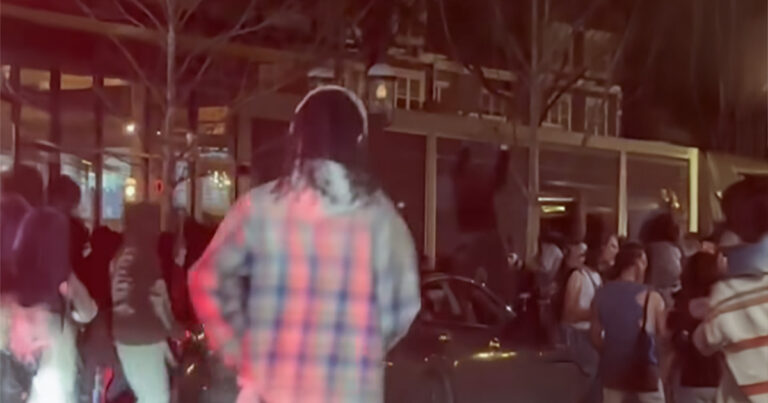 Birkdale Village Bans Unaccompanied Minors After 6 pm