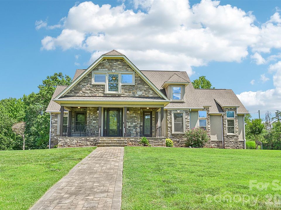 Listing photograph of 2016 Rocky Stream Rd, York